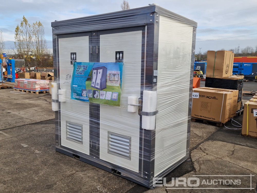 Unused 220V Portable Double Toilet - Zeecontainer: afbeelding 1 Unused 220V Portable Double Toilet - Zeecontainer: afbeelding 1