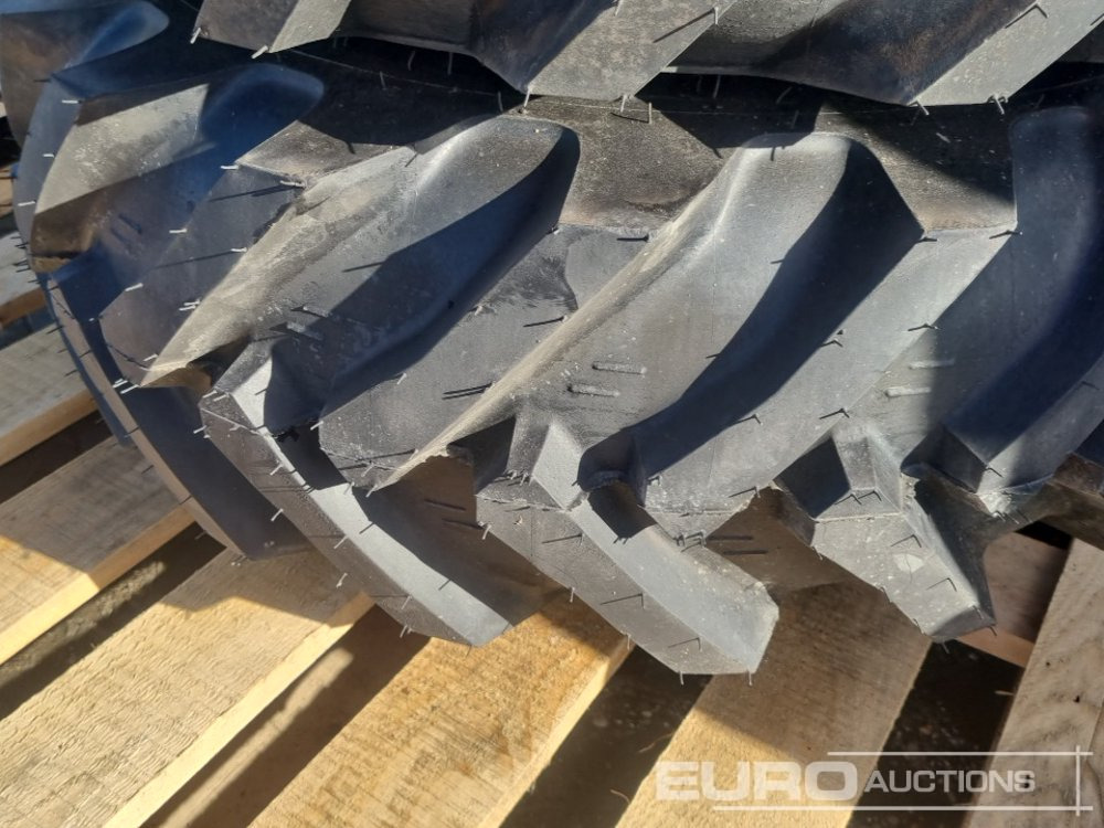 Unused Mitas 10.0/75-15.3 Tyre & Rim (2 of) - Band: afbeelding 5 Unused Mitas 10.0/75-15.3 Tyre & Rim (2 of) - Band: afbeelding 5