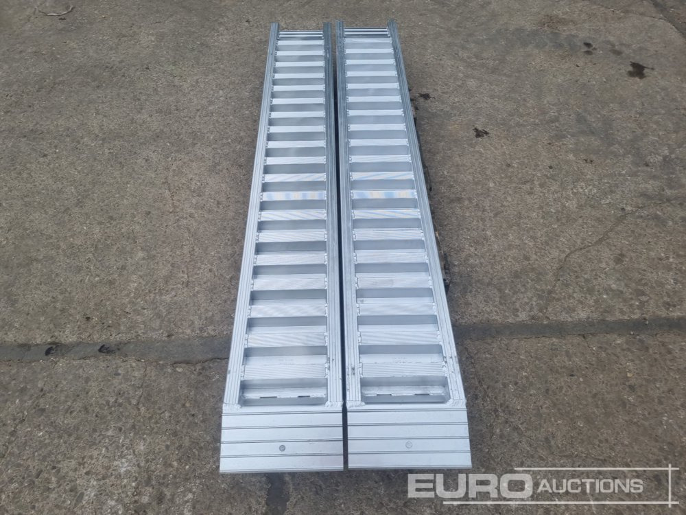 Werkplaats toebehoor Unused Set of Aluminium Ramps, 250cm, 6,000kg: afbeelding 7