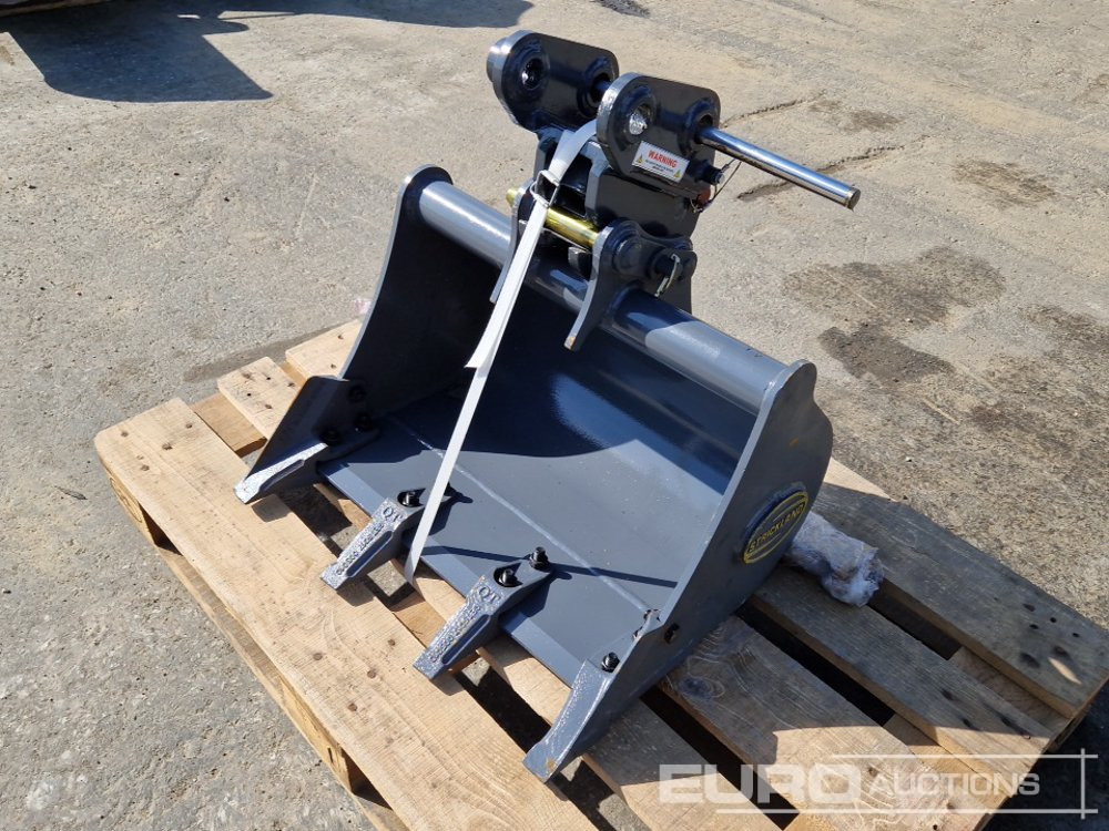 Unused Strickland 18" Digging Bucket + QH to suit Hitachi ZX19 - Bak: afbeelding 1 Unused Strickland 18" Digging Bucket + QH to suit Hitachi ZX19 - Bak: afbeelding 1