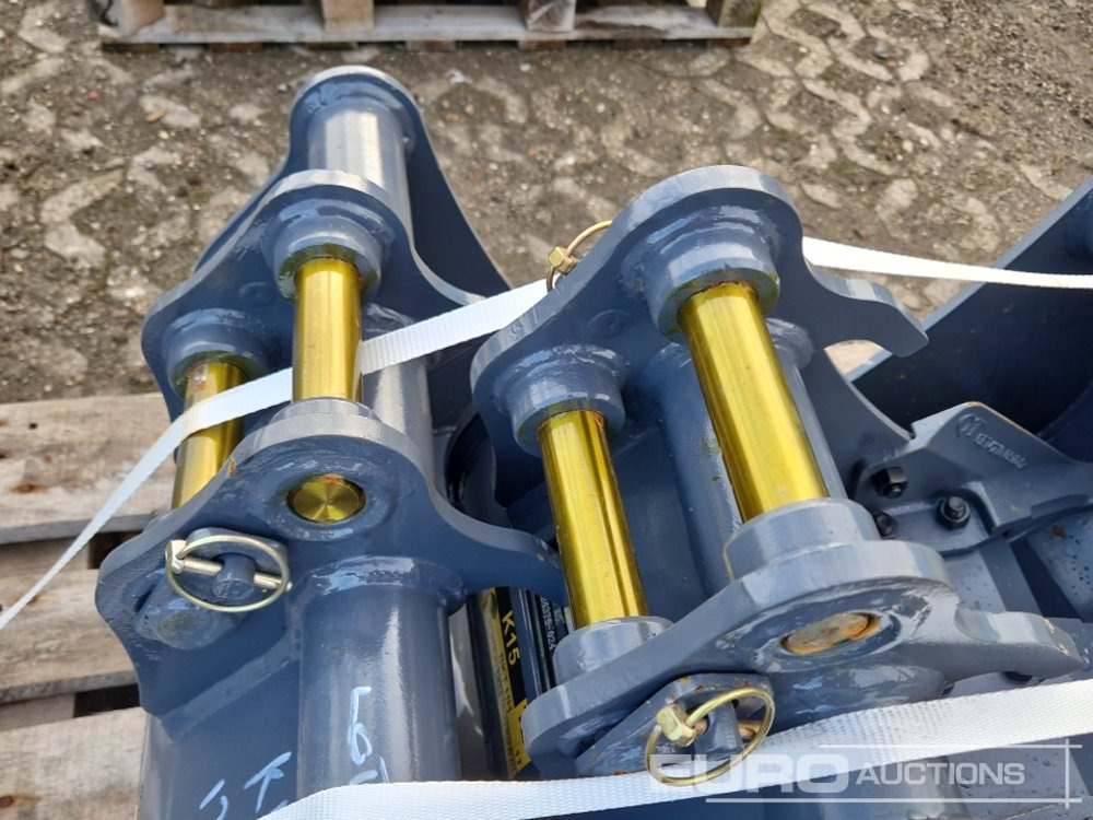 Nieuw Bak Unused Strickland 24", 18", 12" Bucket Set to suit Kubota KX15 (3 of): afbeelding 7