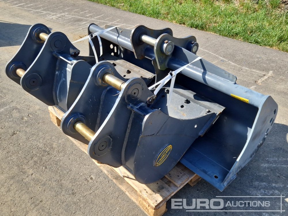 Unused Strickland 60" Ditching, 24", 18" Digging Buckets, 45mm Pin to suit Doosan DX55/60 (3 of) - Bak: afbeelding 1 Unused Strickland 60" Ditching, 24", 18" Digging Buckets, 45mm Pin to suit Doosan DX55/60 (3 of) - Bak: afbeelding 1