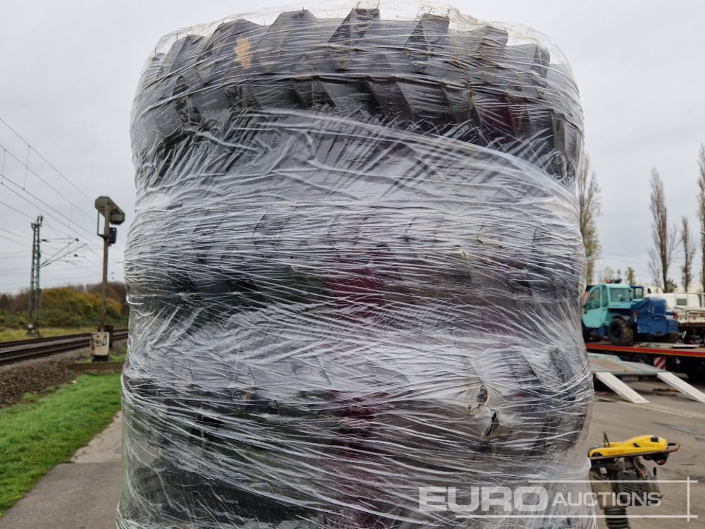 Unused Tyre to suit Wacker Neuson EW100 (4 of) - Band: afbeelding 2 Unused Tyre to suit Wacker Neuson EW100 (4 of) - Band: afbeelding 2