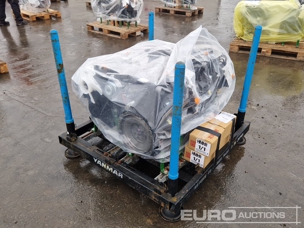 Unused YANMAR 3TNV70-VNSV Diesel Engine (4 of) - Motor voor Bouwmachine: afbeelding 3 Unused YANMAR 3TNV70-VNSV Diesel Engine (4 of) - Motor voor Bouwmachine: afbeelding 3