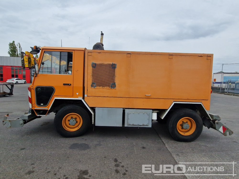 V.Meili Diesel Rail Cleaning/Grindimg Vehicle - Quad: afbeelding 2 V.Meili Diesel Rail Cleaning/Grindimg Vehicle - Quad: afbeelding 2