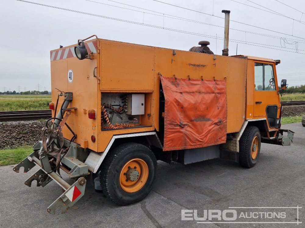 V.Meili Diesel Rail Cleaning/Grindimg Vehicle - Quad: afbeelding 4 V.Meili Diesel Rail Cleaning/Grindimg Vehicle - Quad: afbeelding 4