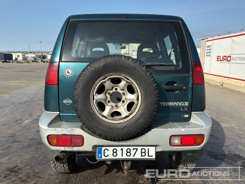1995 Nissan Terrano II - SUV: afbeelding 4 1995 Nissan Terrano II - SUV: afbeelding 4