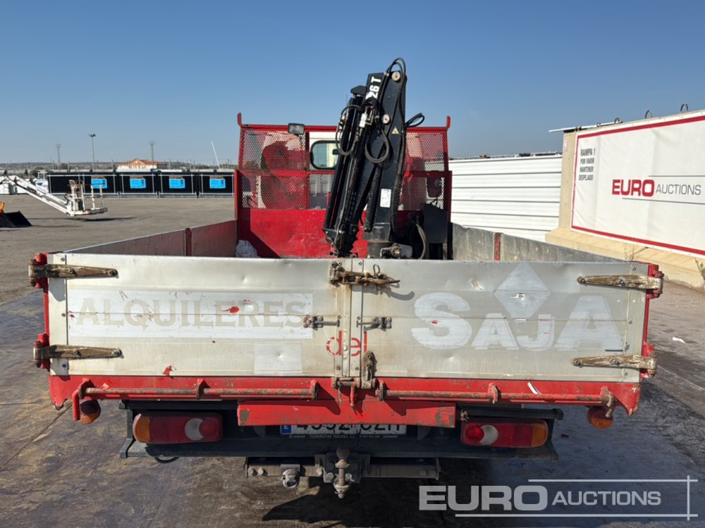 2004 Nissan Cabstar - Vrachtwagen met open laadbak: afbeelding 4 2004 Nissan Cabstar - Vrachtwagen met open laadbak: afbeelding 4