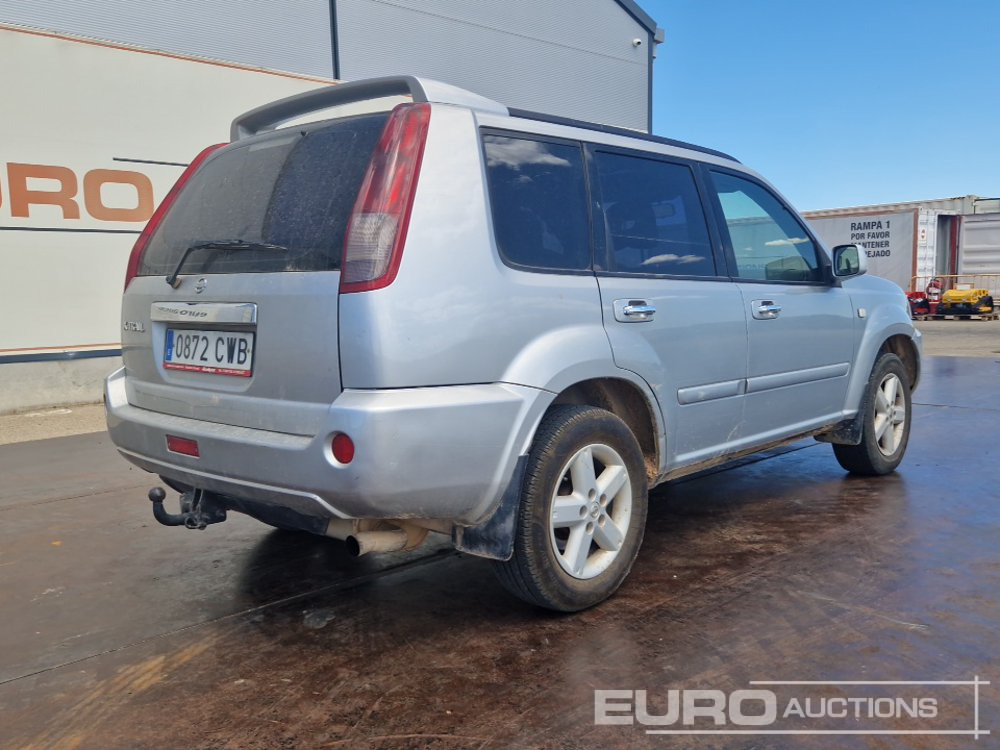 2004 Nissan X-Trail - SUV: afbeelding 5 2004 Nissan X-Trail - SUV: afbeelding 5