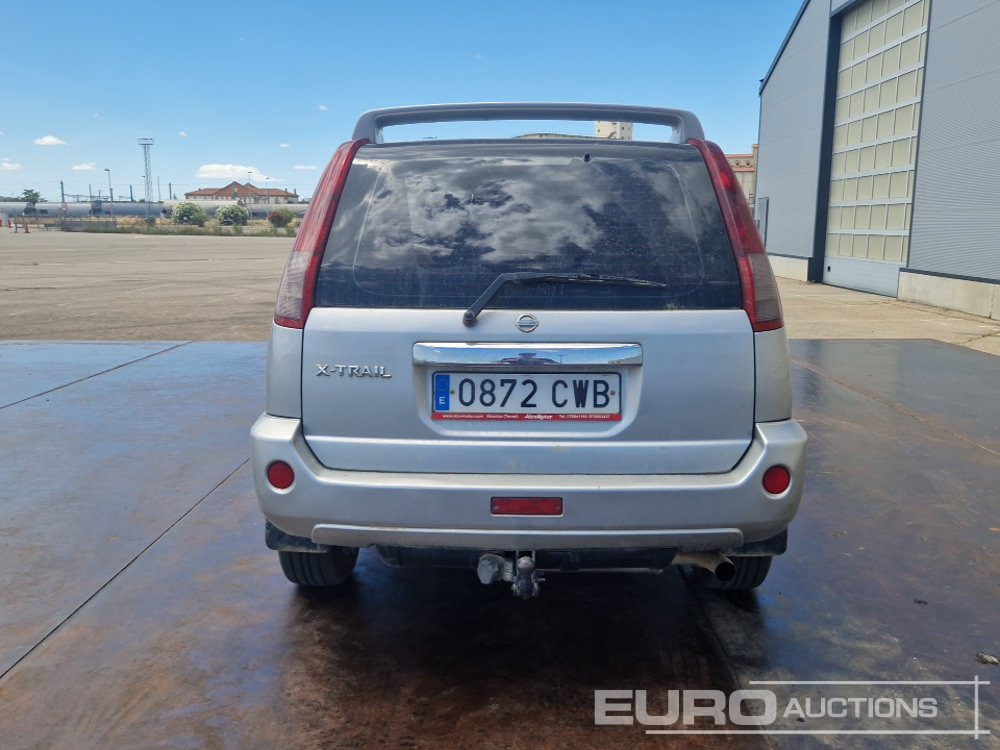 2004 Nissan X-Trail - SUV: afbeelding 4 2004 Nissan X-Trail - SUV: afbeelding 4