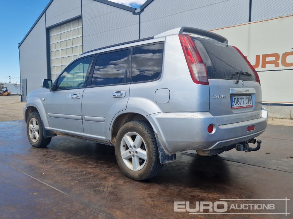 2004 Nissan X-Trail - SUV: afbeelding 3 2004 Nissan X-Trail - SUV: afbeelding 3