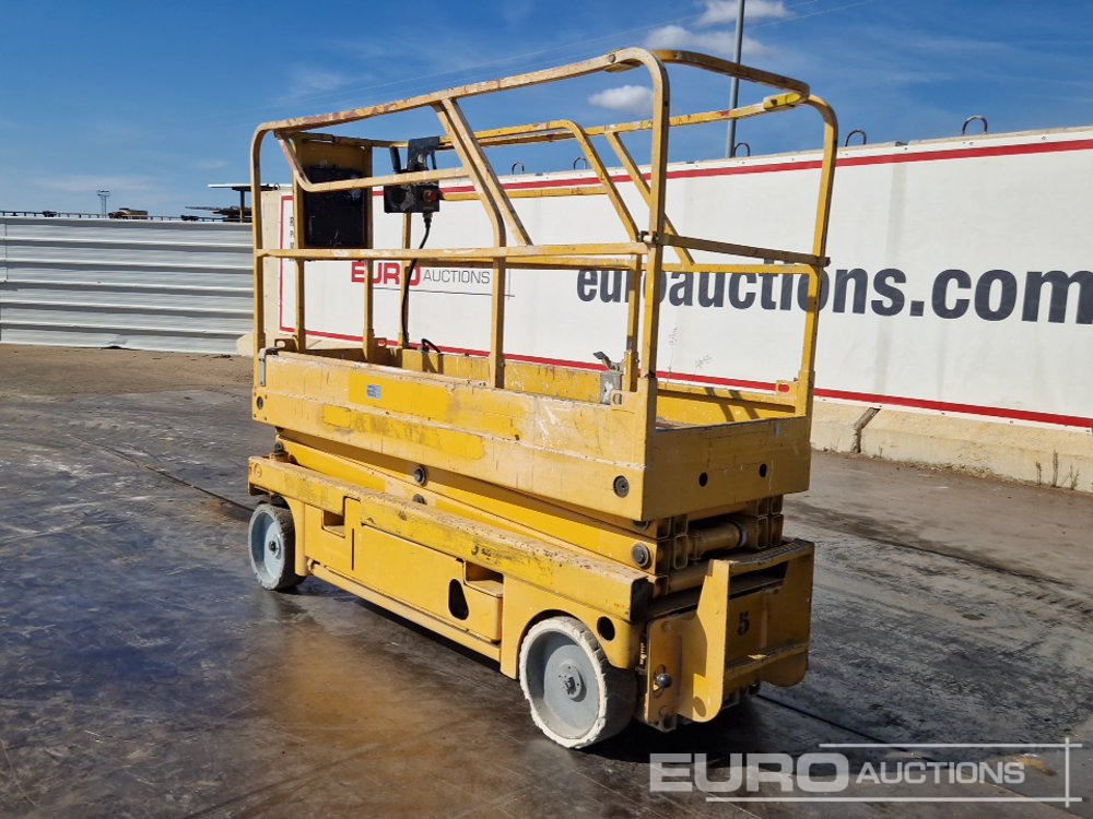 2006 Haulotte Compact 8 - Hoogwerker: afbeelding 3 2006 Haulotte Compact 8 - Hoogwerker: afbeelding 3
