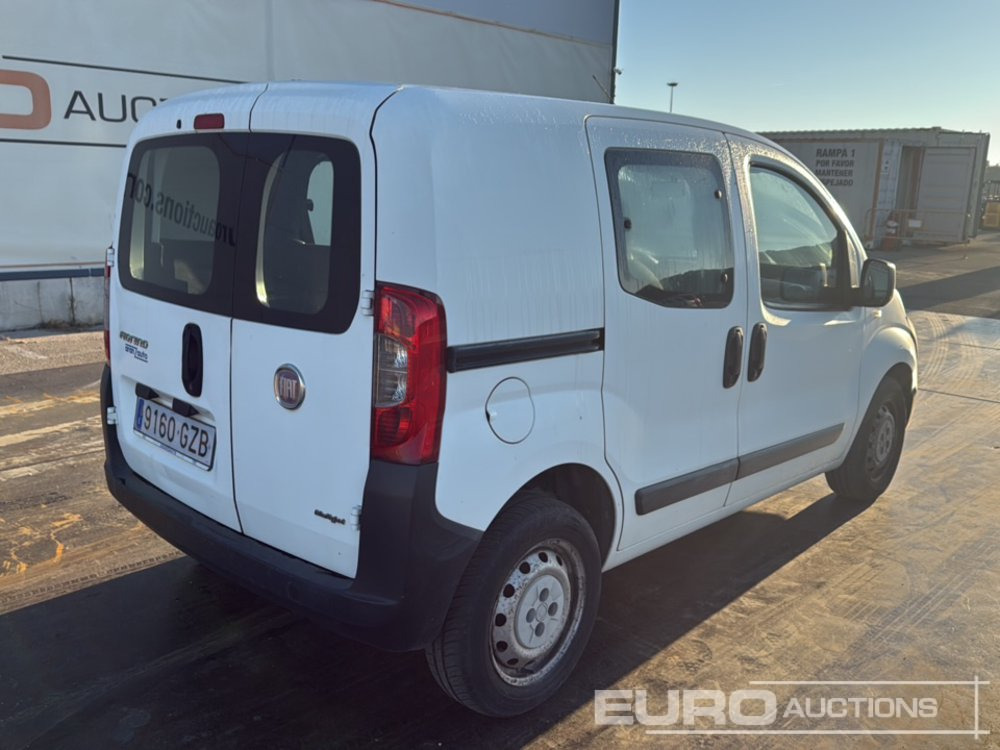 2010 Fiat Fiorino - Kleine bestelwagen, Bestelwagen met dubbele cabine: afbeelding 5 2010 Fiat Fiorino - Kleine bestelwagen, Bestelwagen met dubbele cabine: afbeelding 5