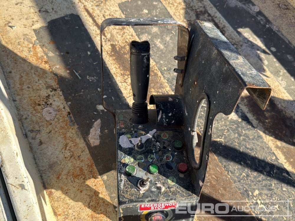 Schaarlift 2014 Haulotte Compact 10: afbeelding 17 Schaarlift 2014 Haulotte Compact 10: afbeelding 17