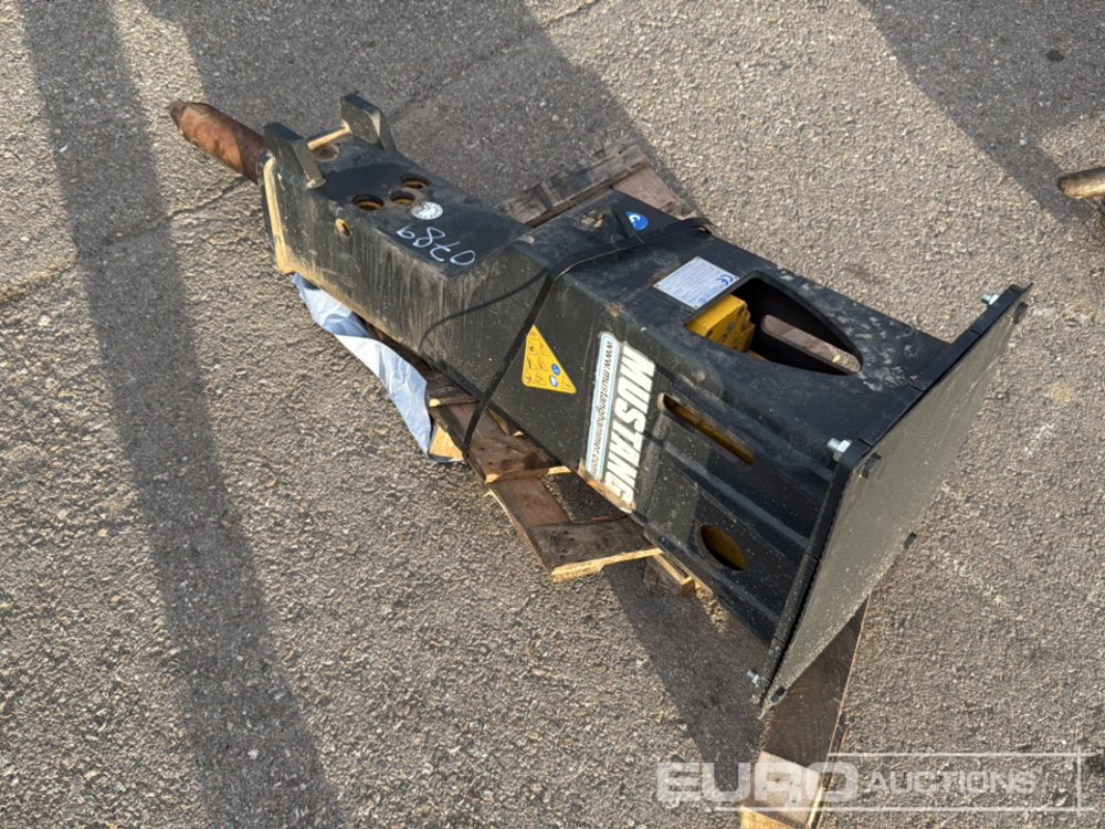 2021 Mustang HM500 - Hydraulische hamer: afbeelding 4 2021 Mustang HM500 - Hydraulische hamer: afbeelding 4