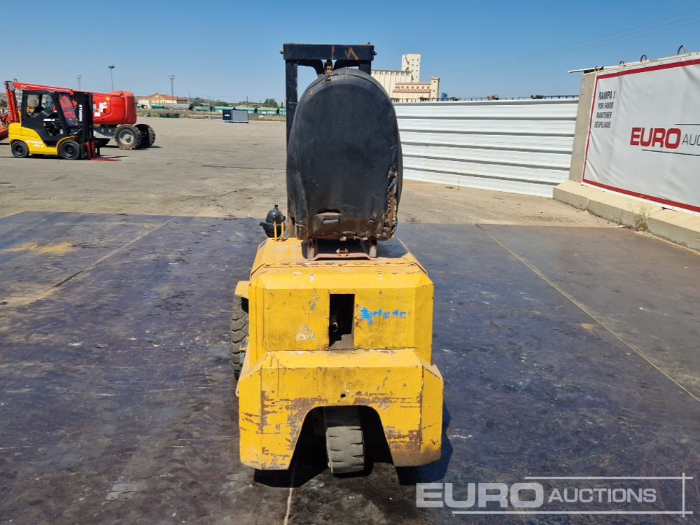 Diesel Forklift, 2 Stage Mast, Forks - Heftruck: afbeelding 4 Diesel Forklift, 2 Stage Mast, Forks - Heftruck: afbeelding 4