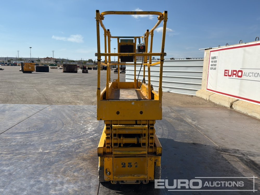 Haulotte Compact 10N - Hoogwerker: afbeelding 4 Haulotte Compact 10N - Hoogwerker: afbeelding 4