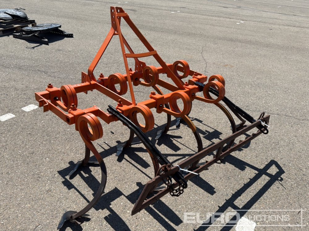 3 Point Hitch Spring Cultivator / Apero Agrícola - Landbouwmachine: afbeelding 1 3 Point Hitch Spring Cultivator / Apero Agrícola - Landbouwmachine: afbeelding 1