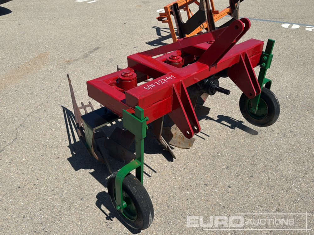 4-Tine Spring Cultivator / Cultivador de 4 brazos Agrícola - Landbouwmachine: afbeelding 3 4-Tine Spring Cultivator / Cultivador de 4 brazos Agrícola - Landbouwmachine: afbeelding 3