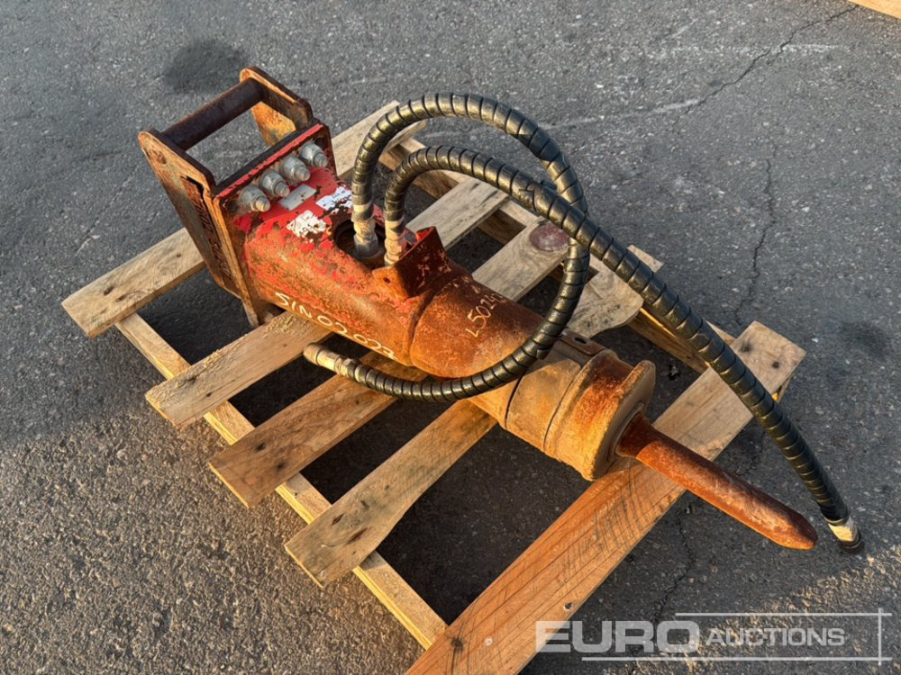 Montabert SC12 - Hydraulische hamer: afbeelding 2 Montabert SC12 - Hydraulische hamer: afbeelding 2