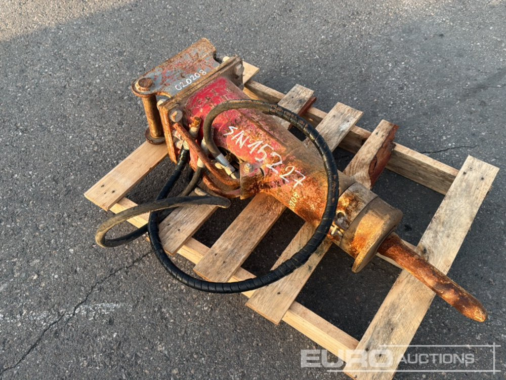 Montabert SC12 - Hydraulische hamer: afbeelding 2 Montabert SC12 - Hydraulische hamer: afbeelding 2