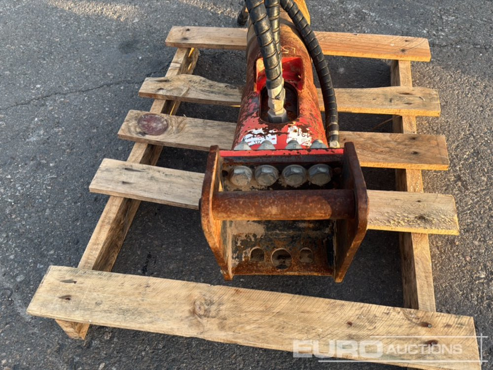 Montabert SC12 - Hydraulische hamer: afbeelding 5 Montabert SC12 - Hydraulische hamer: afbeelding 5