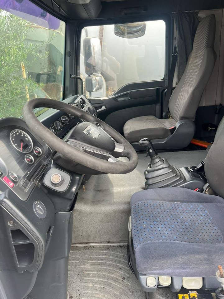 Leasing Camion bi-benne MAN TGA 35.430 5894-YQ-56 Camion bi-benne MAN TGA 35.430 5894-YQ-56: afbeelding 11 Leasing Camion bi-benne MAN TGA 35.430 5894-YQ-56 Camion bi-benne MAN TGA 35.430 5894-YQ-56: afbeelding 11
