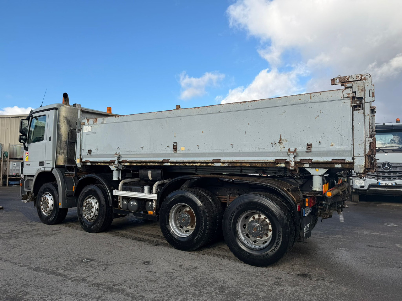 Camion porteur bi-benne AX-614-PE - Kipper vrachtwagen: afbeelding 4 Camion porteur bi-benne AX-614-PE - Kipper vrachtwagen: afbeelding 4