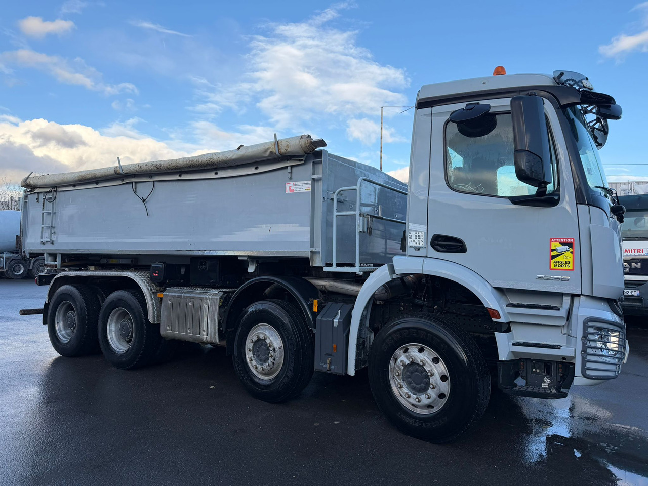 Camion porteur bi-benne EM-584-QH - Kipper vrachtwagen: afbeelding 5 Camion porteur bi-benne EM-584-QH - Kipper vrachtwagen: afbeelding 5