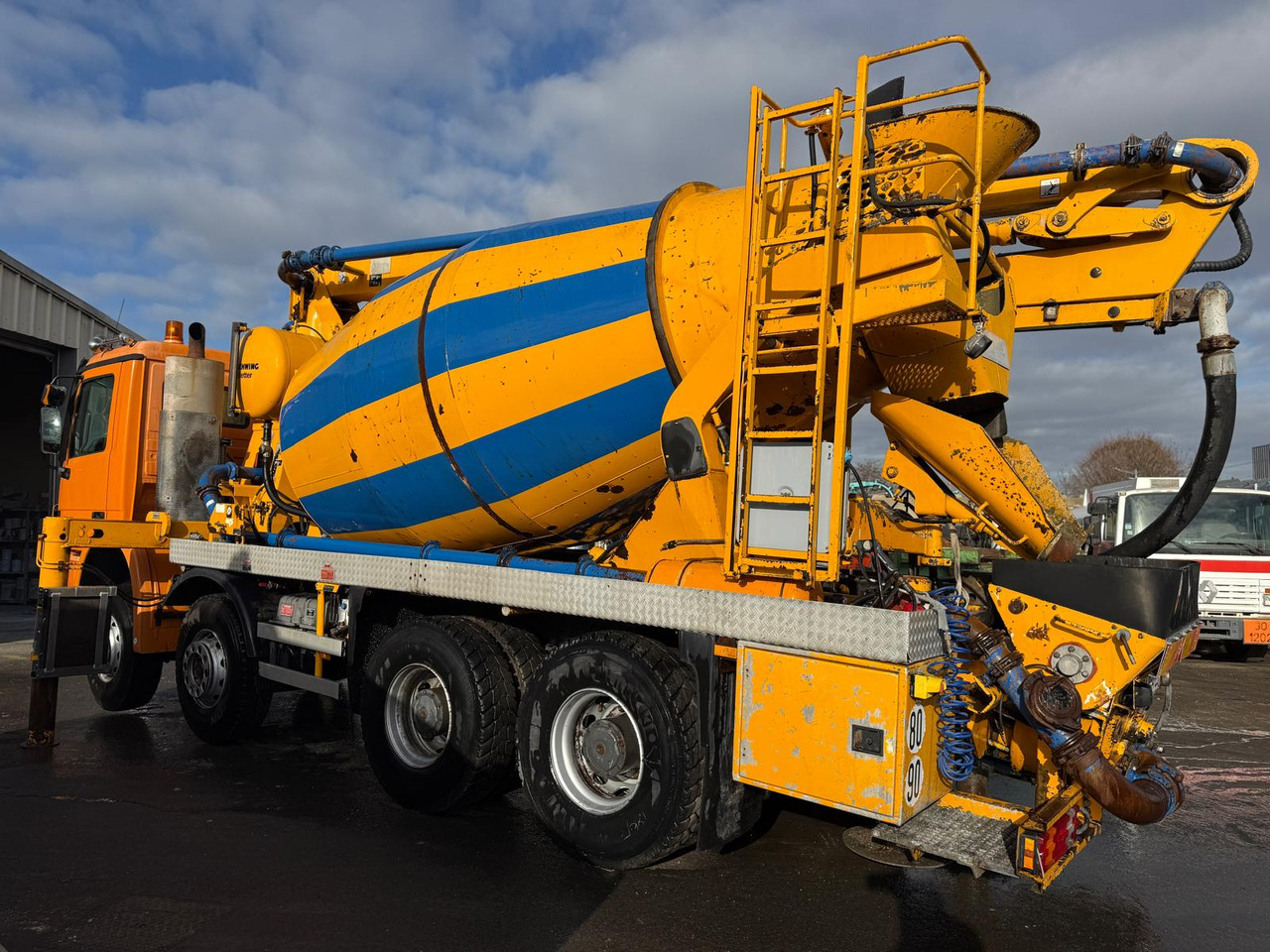 Camion pumi Mercedes Benz Actros 3241 BA-654-EE - Betonpomp: afbeelding 5 Camion pumi Mercedes Benz Actros 3241 BA-654-EE - Betonpomp: afbeelding 5