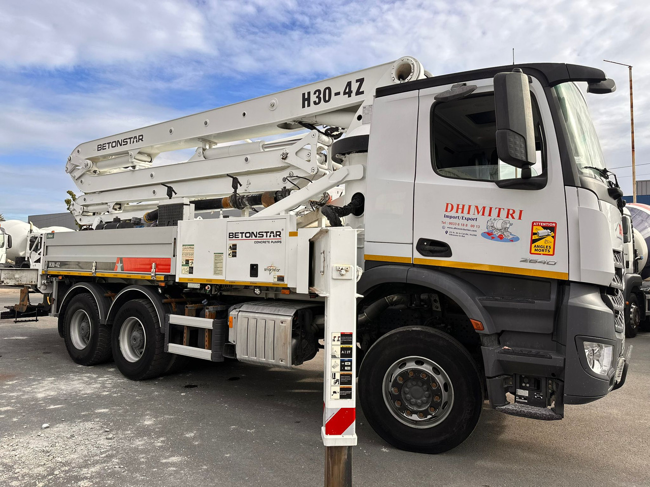 Pompe à béton BetonStar 30m avec cabine Mercedes Benz Arocs 2640 FY-472-KA - Betonpomp: afbeelding 3 Pompe à béton BetonStar 30m avec cabine Mercedes Benz Arocs 2640 FY-472-KA - Betonpomp: afbeelding 3