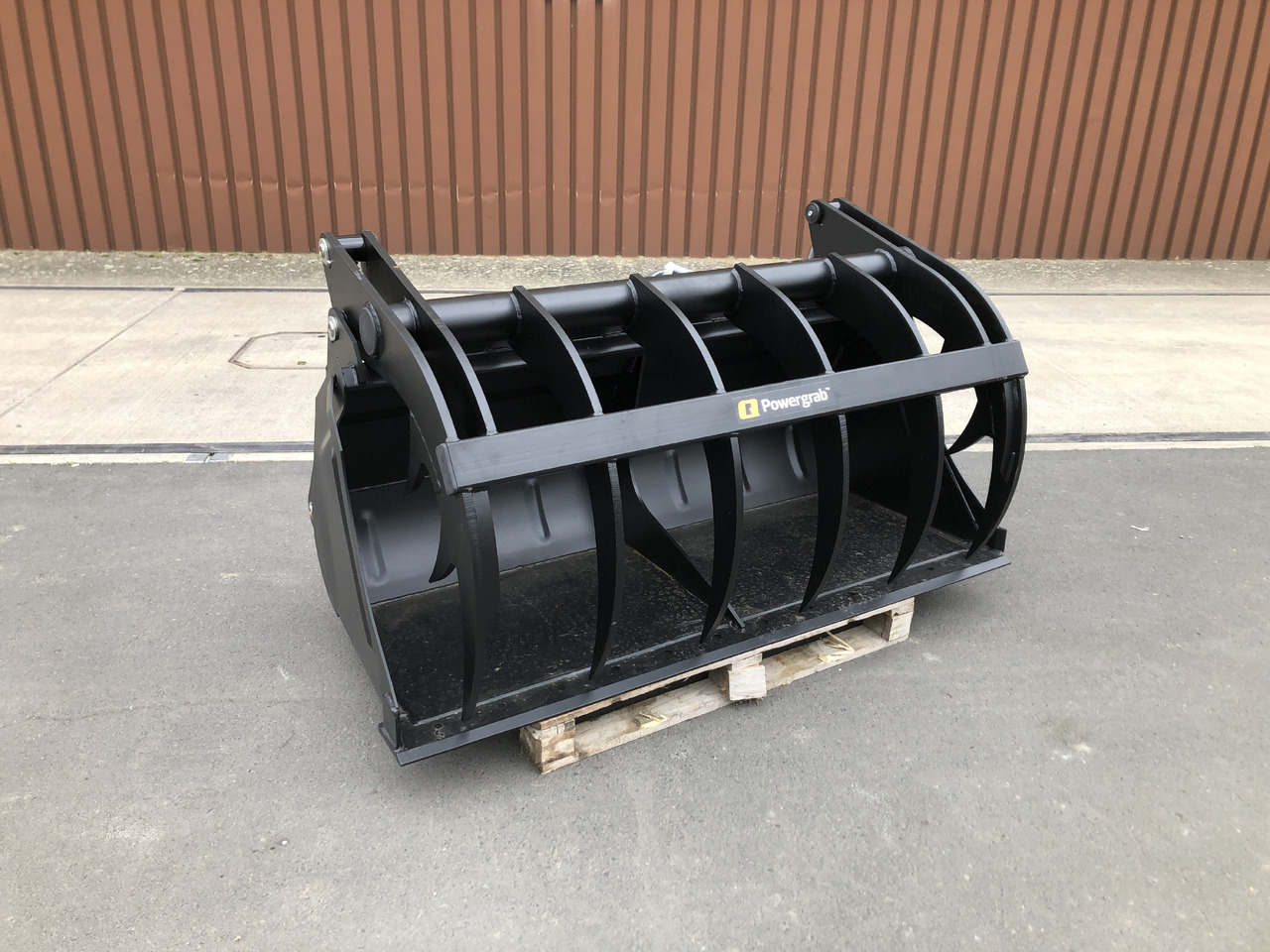 Alö Powergrab S 185 EURO - Voorlader voor tractor: afbeelding 1 Alö Powergrab S 185 EURO - Voorlader voor tractor: afbeelding 1