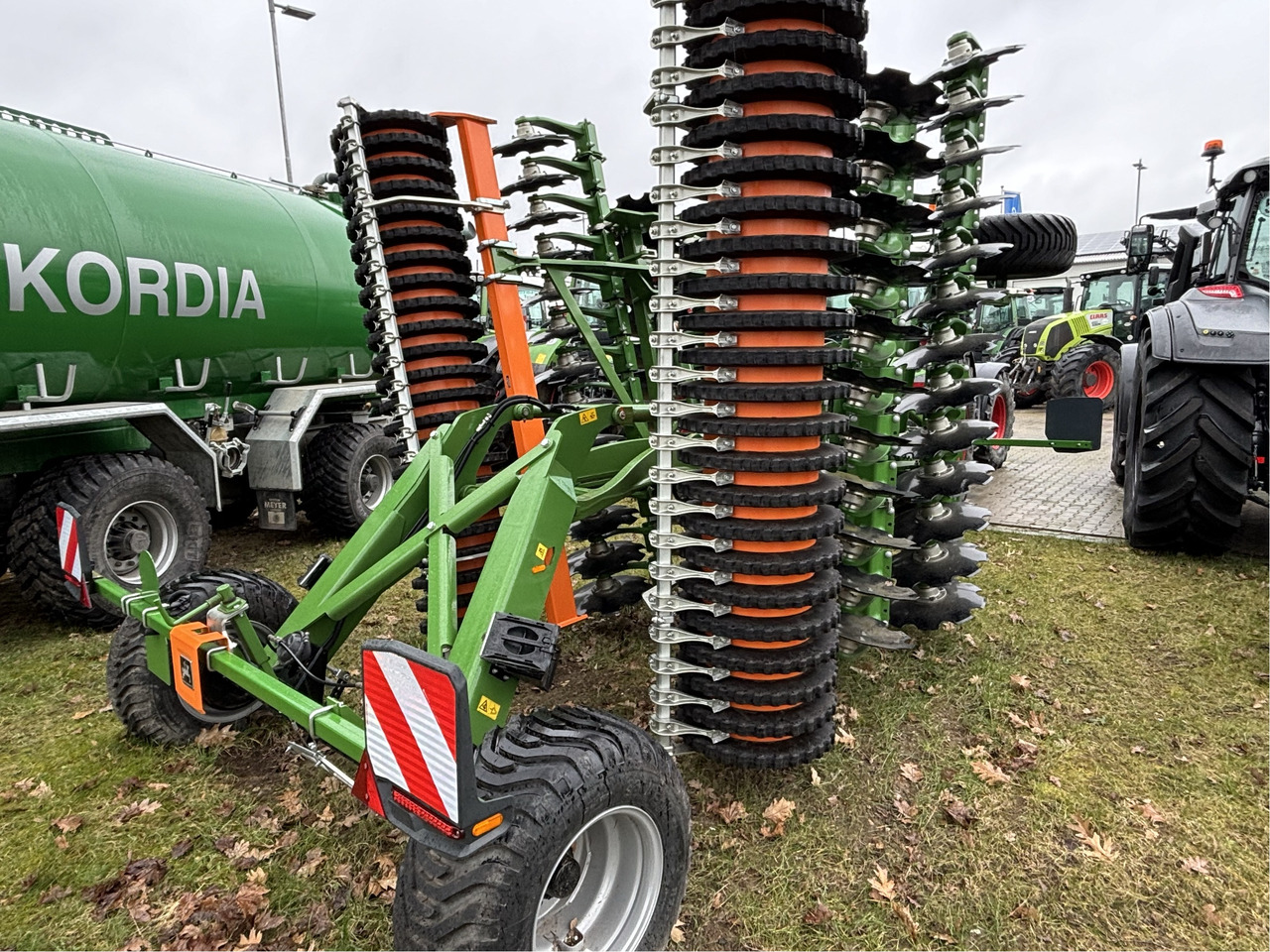 Amazone Kurzscheibenegge Catros XL6003 - Schijveneg: afbeelding 5 Amazone Kurzscheibenegge Catros XL6003 - Schijveneg: afbeelding 5