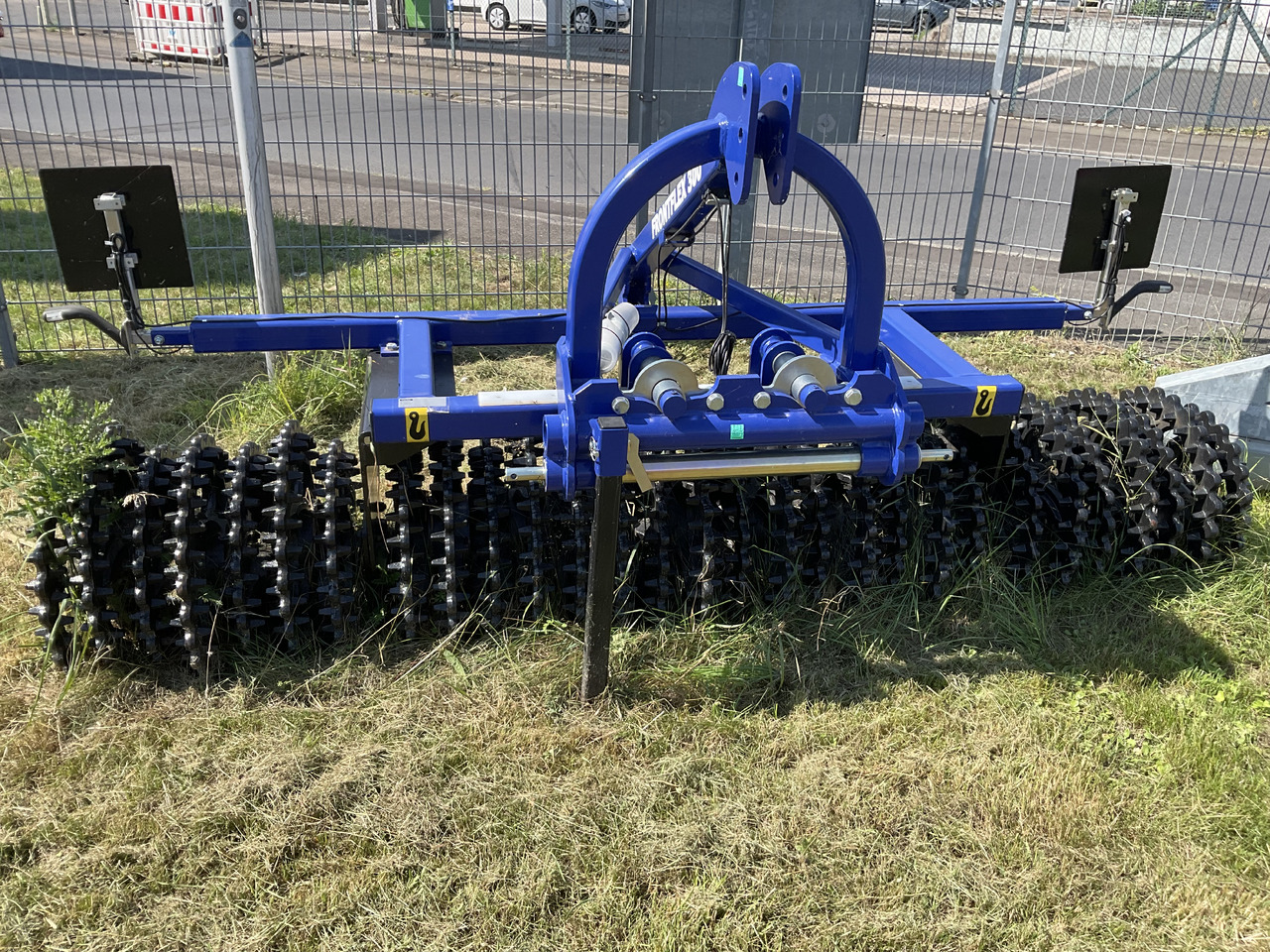 Dalbo Frontflex 300 x 60 cm Crosskil - Landbouw wals: afbeelding 1 Dalbo Frontflex 300 x 60 cm Crosskil - Landbouw wals: afbeelding 1