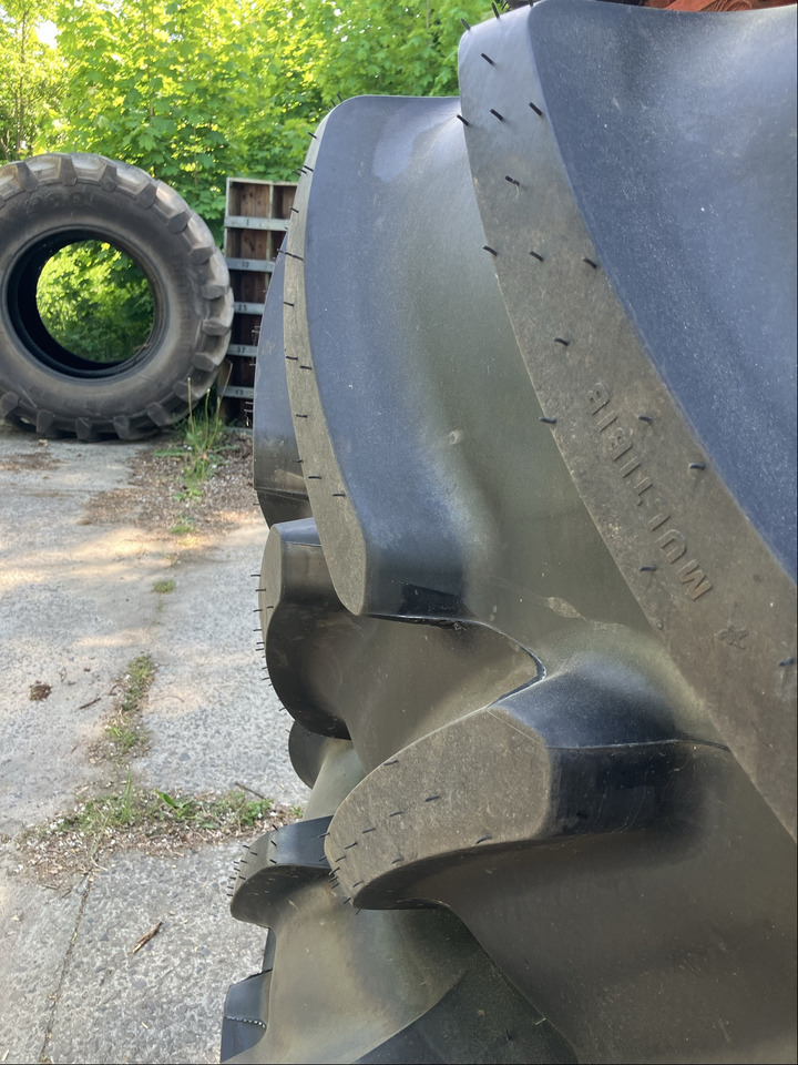 Fendt 650/65R42 u. 540/65R30 MI - Banden en velgen: afbeelding 4 Fendt 650/65R42 u. 540/65R30 MI - Banden en velgen: afbeelding 4
