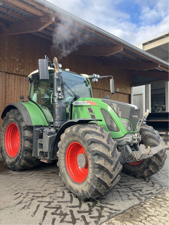 Fendt 718 Vario S4 Power - Tractor: afbeelding 1 Fendt 718 Vario S4 Power - Tractor: afbeelding 1