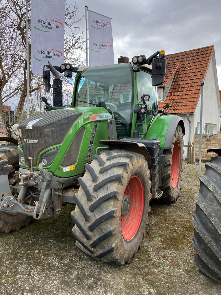 Fendt 718 Vario S4 Power - Tractor: afbeelding 1 Fendt 718 Vario S4 Power - Tractor: afbeelding 1