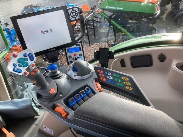 Fendt 720 Vario S4 Profi - Tractor: afbeelding 4 Fendt 720 Vario S4 Profi - Tractor: afbeelding 4