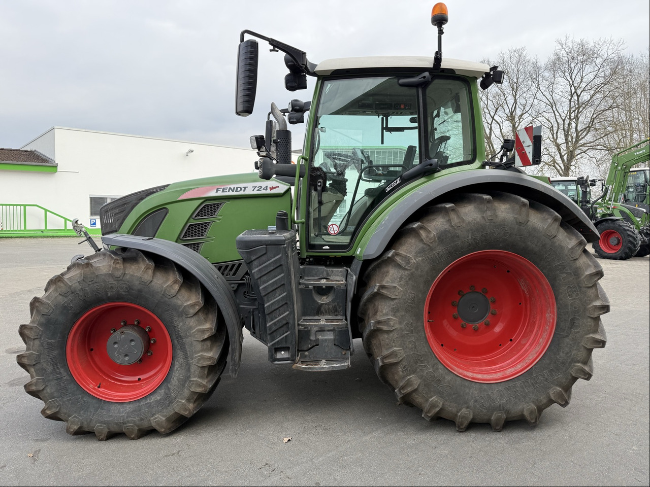 Fendt 724 Vario S4 - Tractor: afbeelding 2 Fendt 724 Vario S4 - Tractor: afbeelding 2