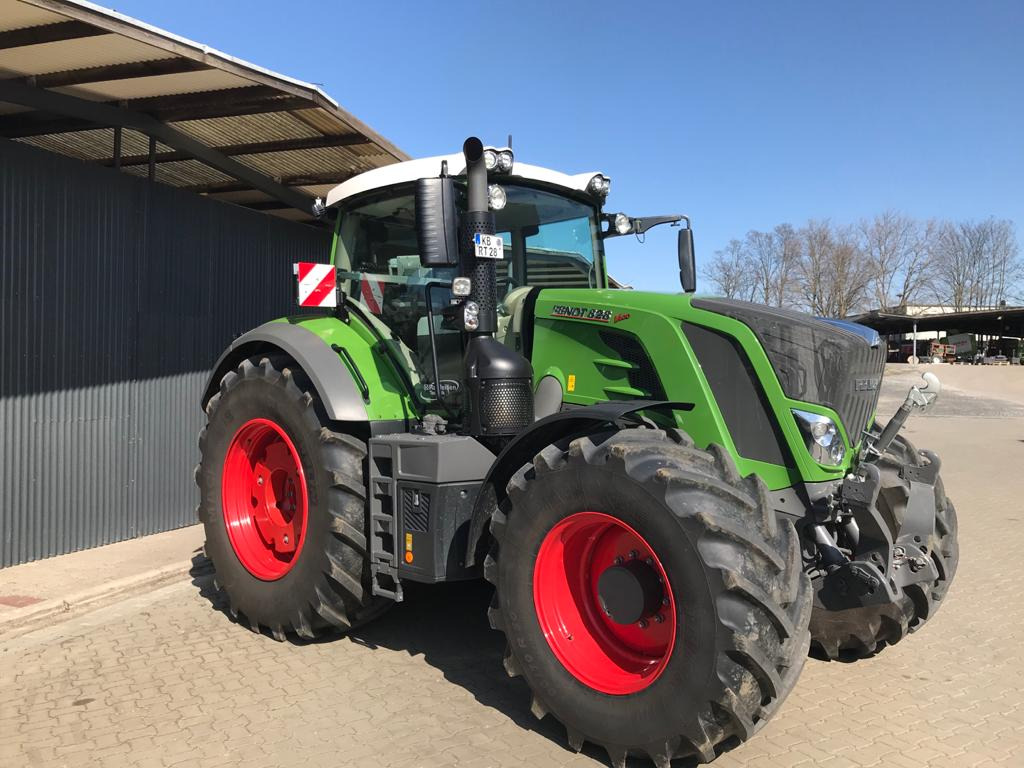 Fendt 828 Vario S4 Profi - Tractor: afbeelding 3 Fendt 828 Vario S4 Profi - Tractor: afbeelding 3