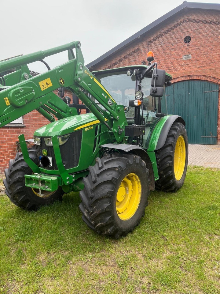John Deere 5100 M - Tractor: afbeelding 1 John Deere 5100 M - Tractor: afbeelding 1