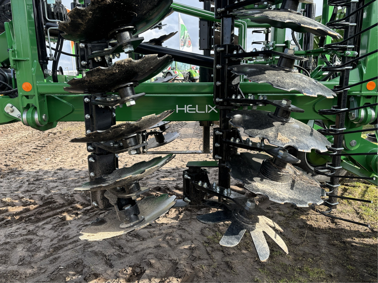 Kerner Helix HA 600 Kurzscheibenegge - Schijveneg: afbeelding 5 Kerner Helix HA 600 Kurzscheibenegge - Schijveneg: afbeelding 5