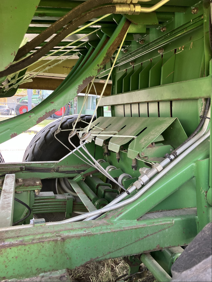 Krone Big Pack 890 XC - Vierkante balenpers: afbeelding 2 Krone Big Pack 890 XC - Vierkante balenpers: afbeelding 2