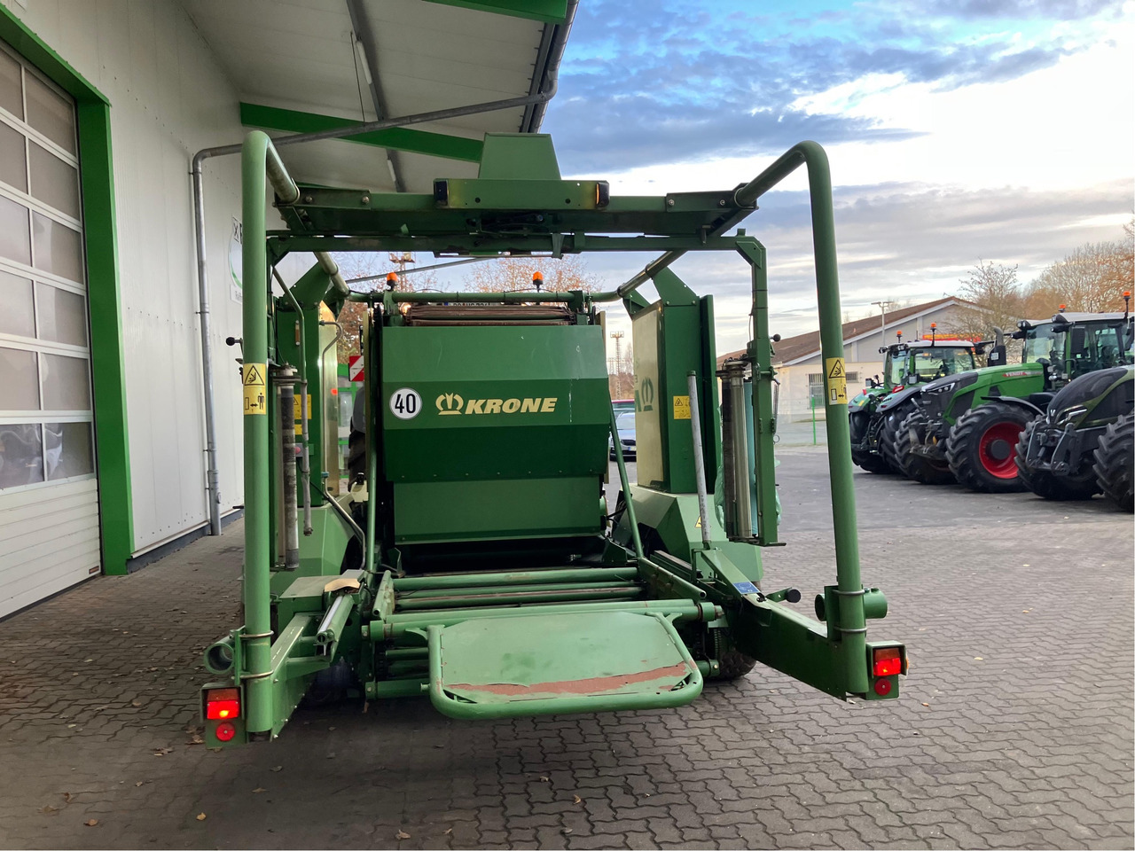 Krone CombiPack multicut 1500V - Hooi-/ Voedermachine: afbeelding 4 Krone CombiPack multicut 1500V - Hooi-/ Voedermachine: afbeelding 4