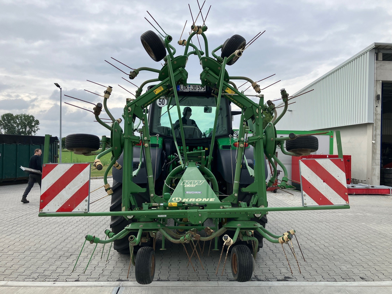 Krone KW 6.70/6 - Hooischudder: afbeelding 1 Krone KW 6.70/6 - Hooischudder: afbeelding 1