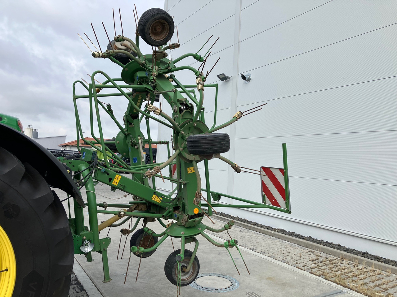 Krone KW 6.70/6 - Hooischudder: afbeelding 3 Krone KW 6.70/6 - Hooischudder: afbeelding 3