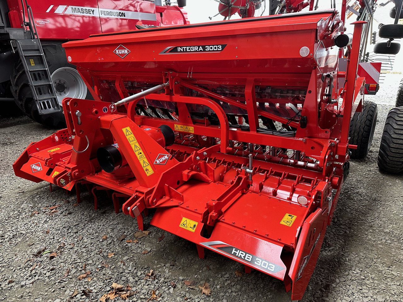 Kuhn Integra 3003 24 SD - Zaaimachine: afbeelding 3 Kuhn Integra 3003 24 SD - Zaaimachine: afbeelding 3