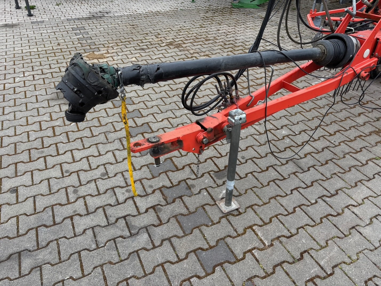 Kuhn Schwader 6632 - Hooischudder: afbeelding 2 Kuhn Schwader 6632 - Hooischudder: afbeelding 2