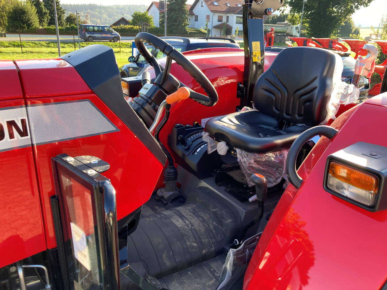 Massey Ferguson 4708 M Plattform Essential - Tractor: afbeelding 5 Massey Ferguson 4708 M Plattform Essential - Tractor: afbeelding 5