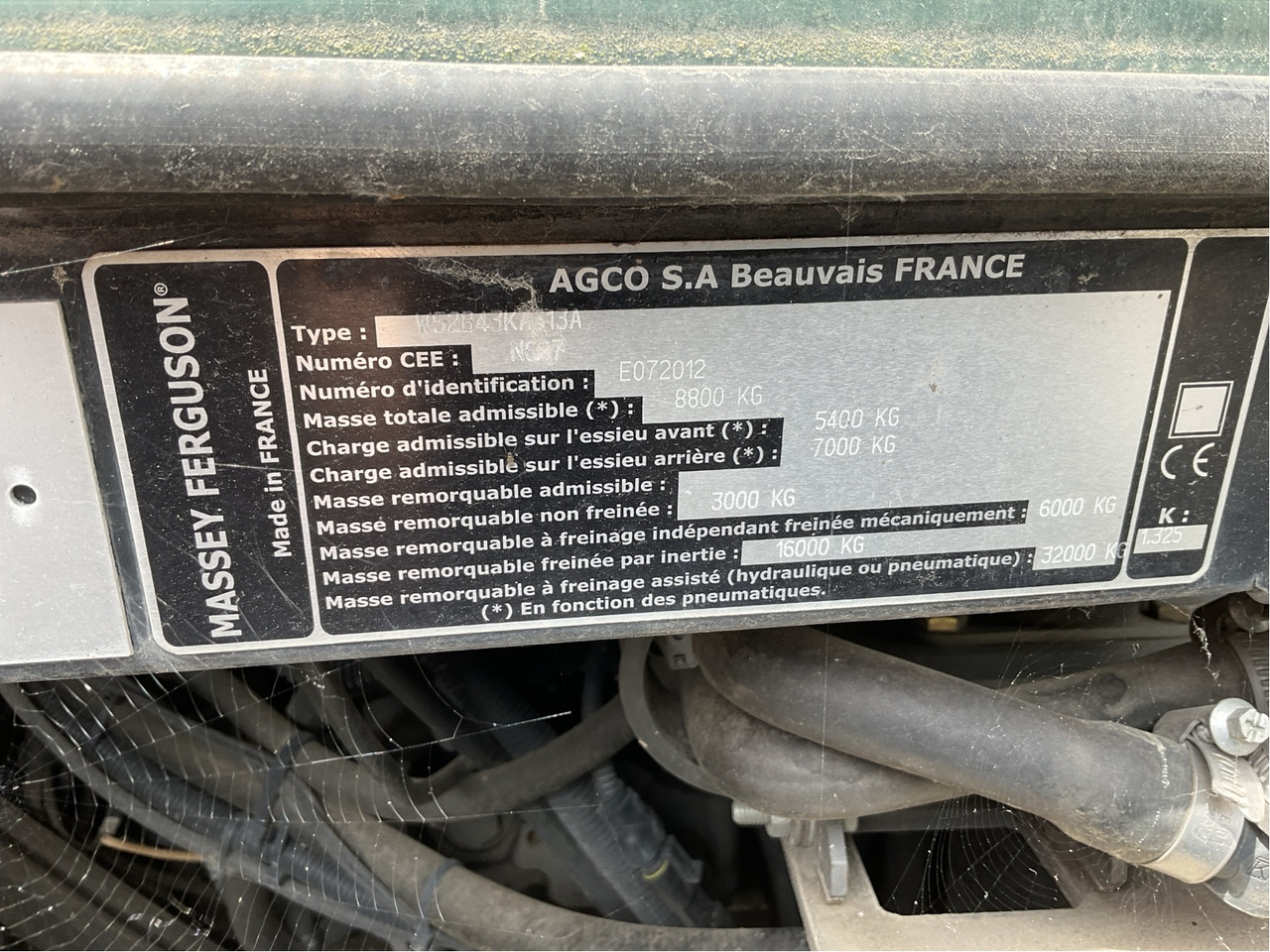 Massey Ferguson 6614 Dyna 6 - Tractor: afbeelding 2 Massey Ferguson 6614 Dyna 6 - Tractor: afbeelding 2